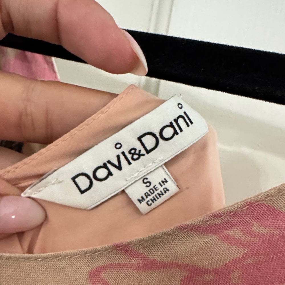 DAVI & DANI Patchwork Floral Maxi Dress - Pink and Beige - Picture 2 of 7